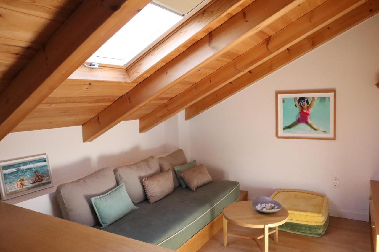 Fos Villa, A Luxe House With Private Heated Pool Galatás Exteriör bild
