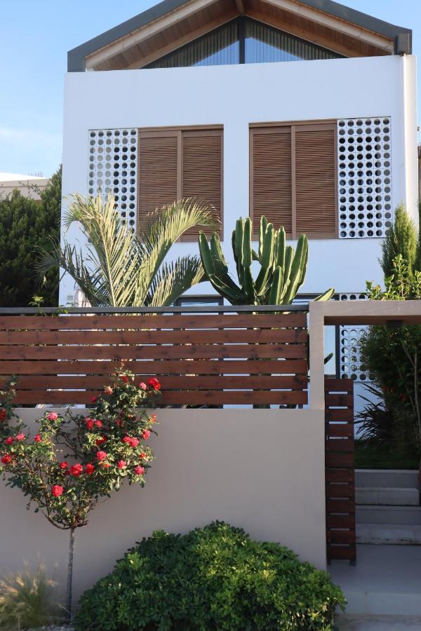 Fos Villa, A Luxe House With Private Heated Pool Galatás Exteriör bild