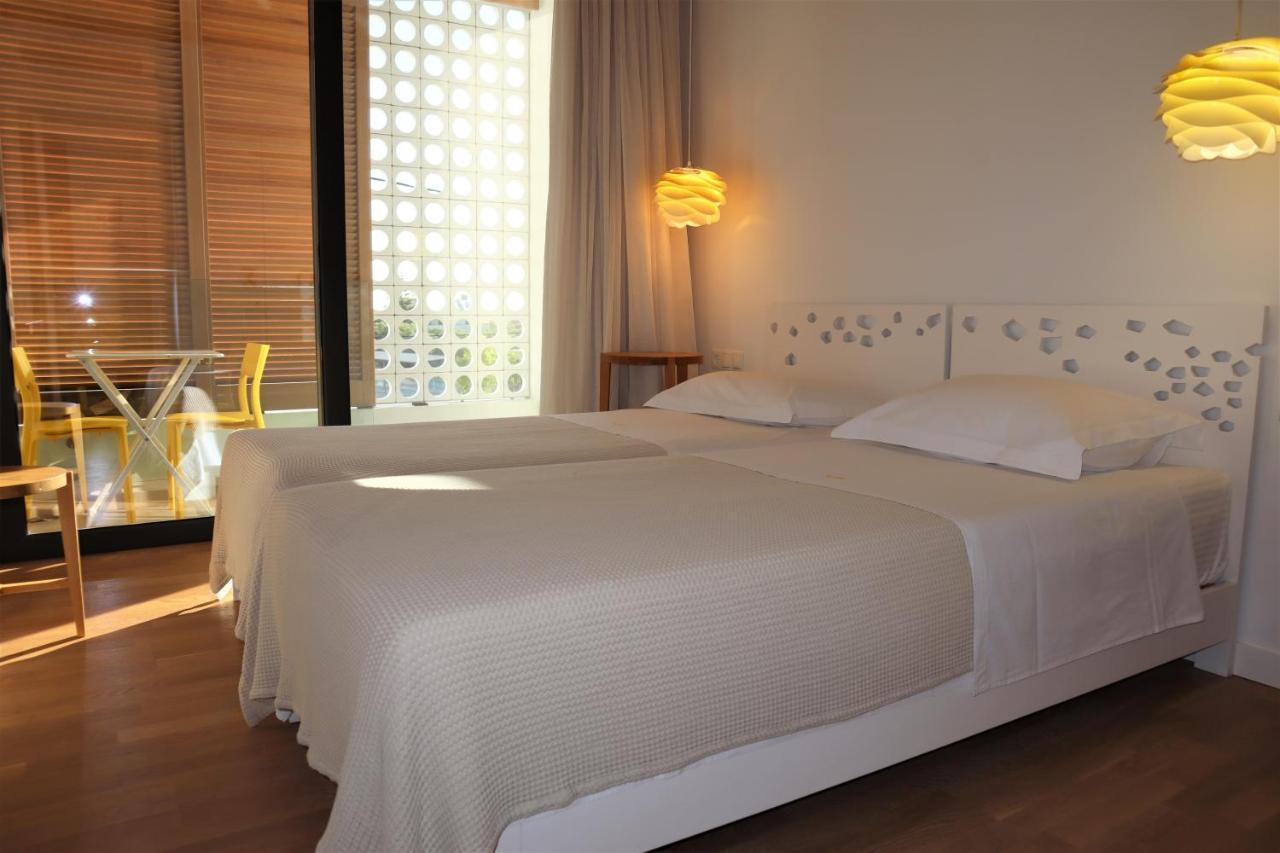Fos Villa, A Luxe House With Private Heated Pool Galatás Exteriör bild