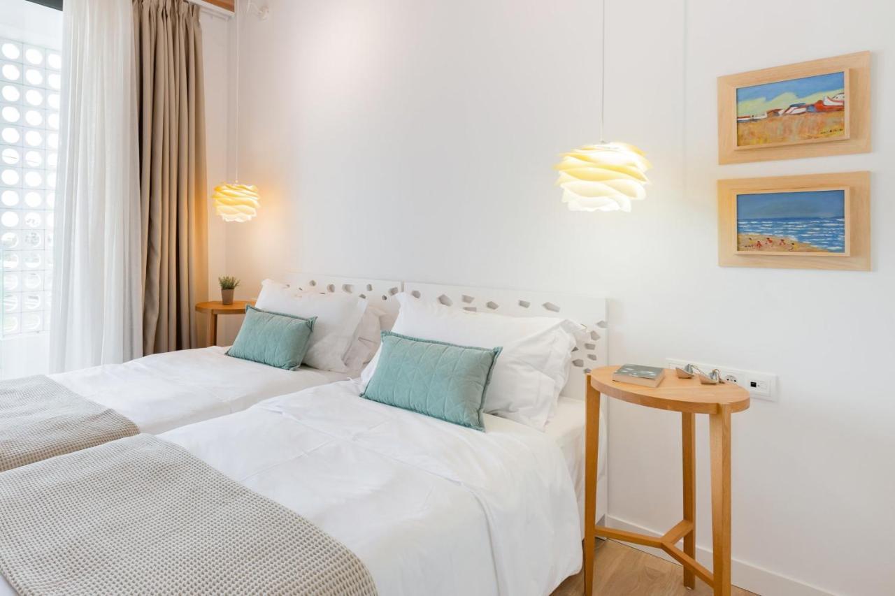 Fos Villa, A Luxe House With Private Heated Pool Galatás Exteriör bild