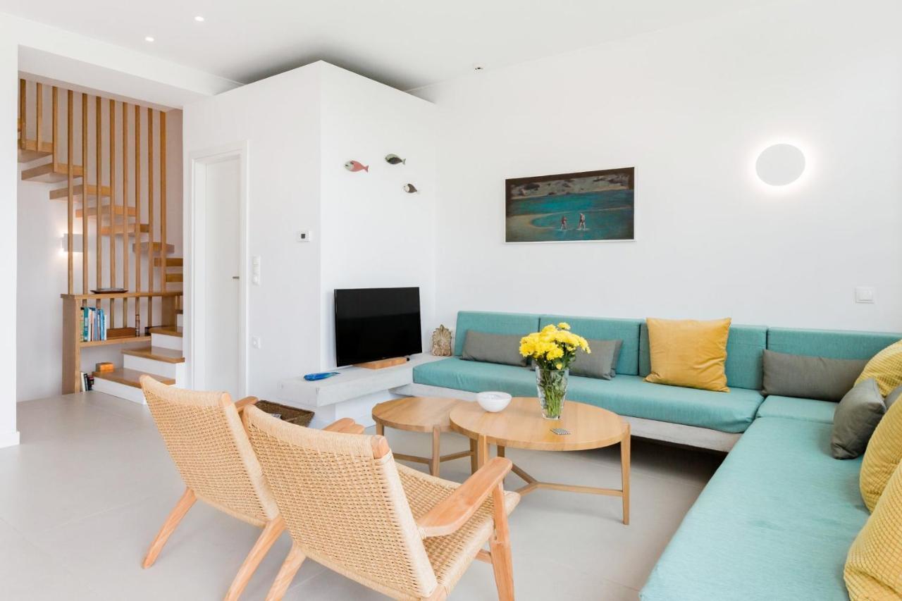 Fos Villa, A Luxe House With Private Heated Pool Galatás Exteriör bild