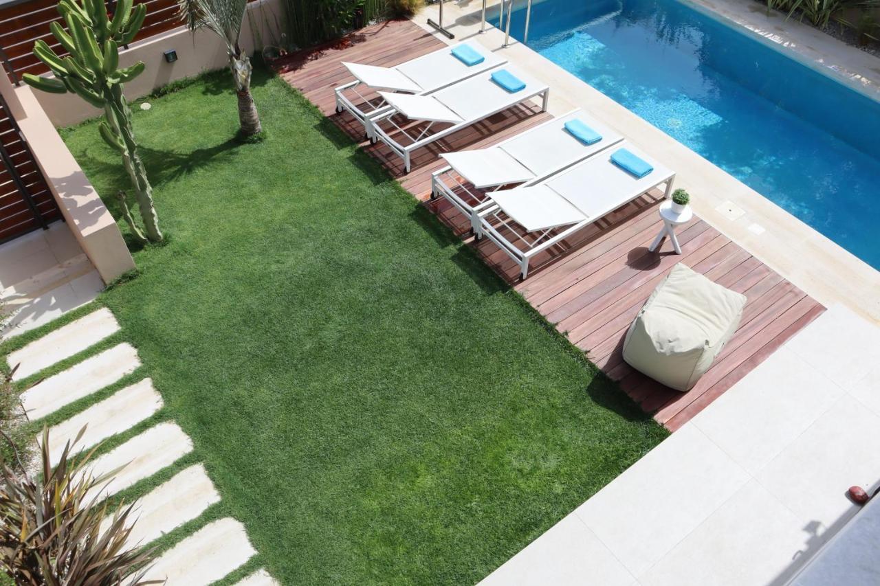 Fos Villa, A Luxe House With Private Heated Pool Galatás Exteriör bild